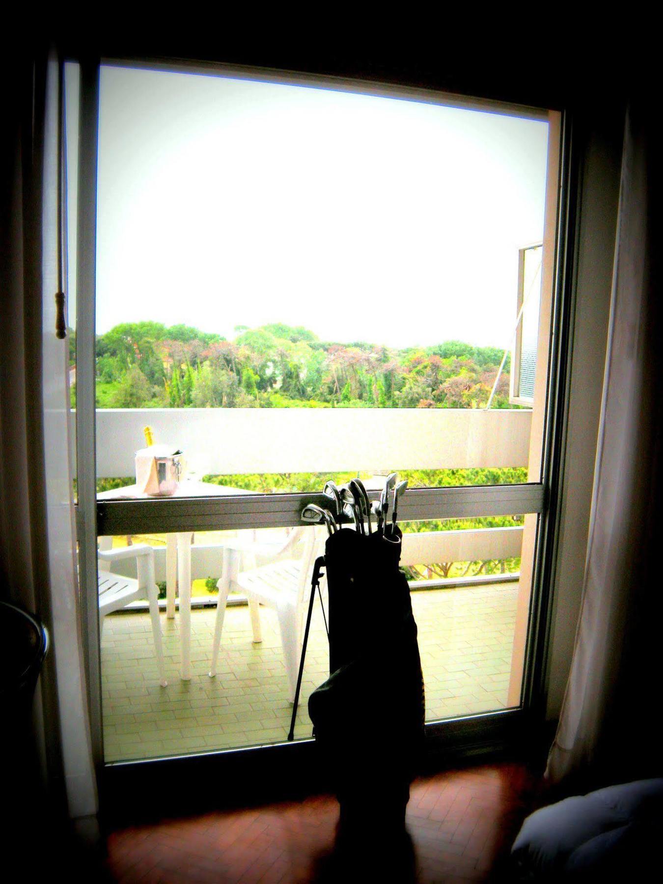 Grand Hotel Golf ตีร์เรเนีย ภายนอก รูปภาพ